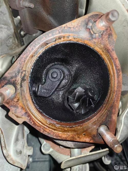 汽车增压器多少钱(增压器坏了最明显特征)