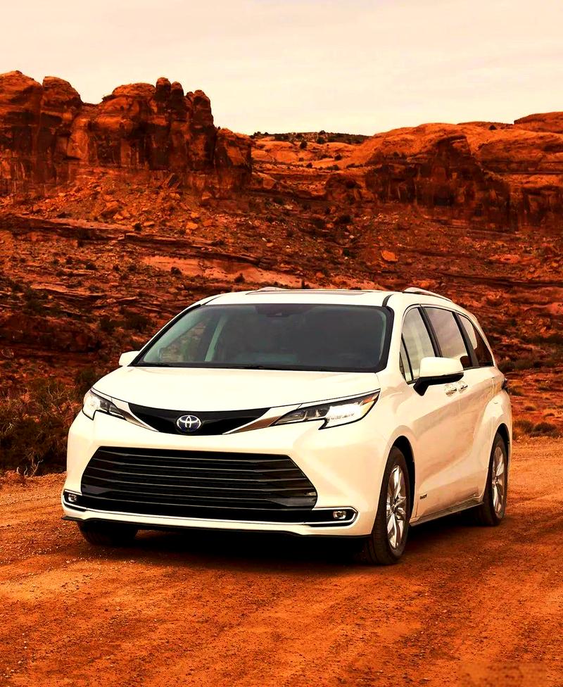 【丰田最新混动车型,丰田最新混动汽车】