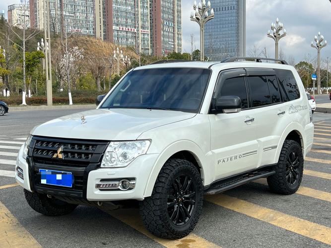 两门三菱帕杰罗v87(三菱帕杰罗二门v87)