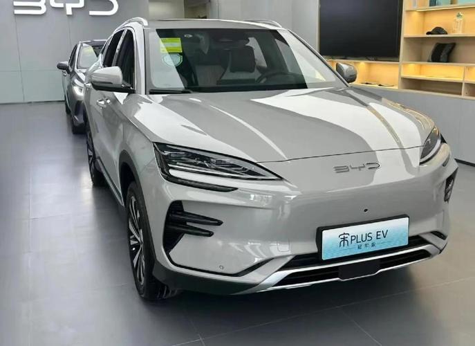 【比亚迪宋plusev冠军版,比亚迪宋plusev冠军版参数】