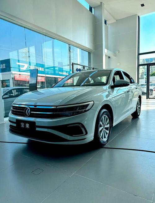 大众宝来轿车报价及图片(大众宝来轿车报价及图片大全)