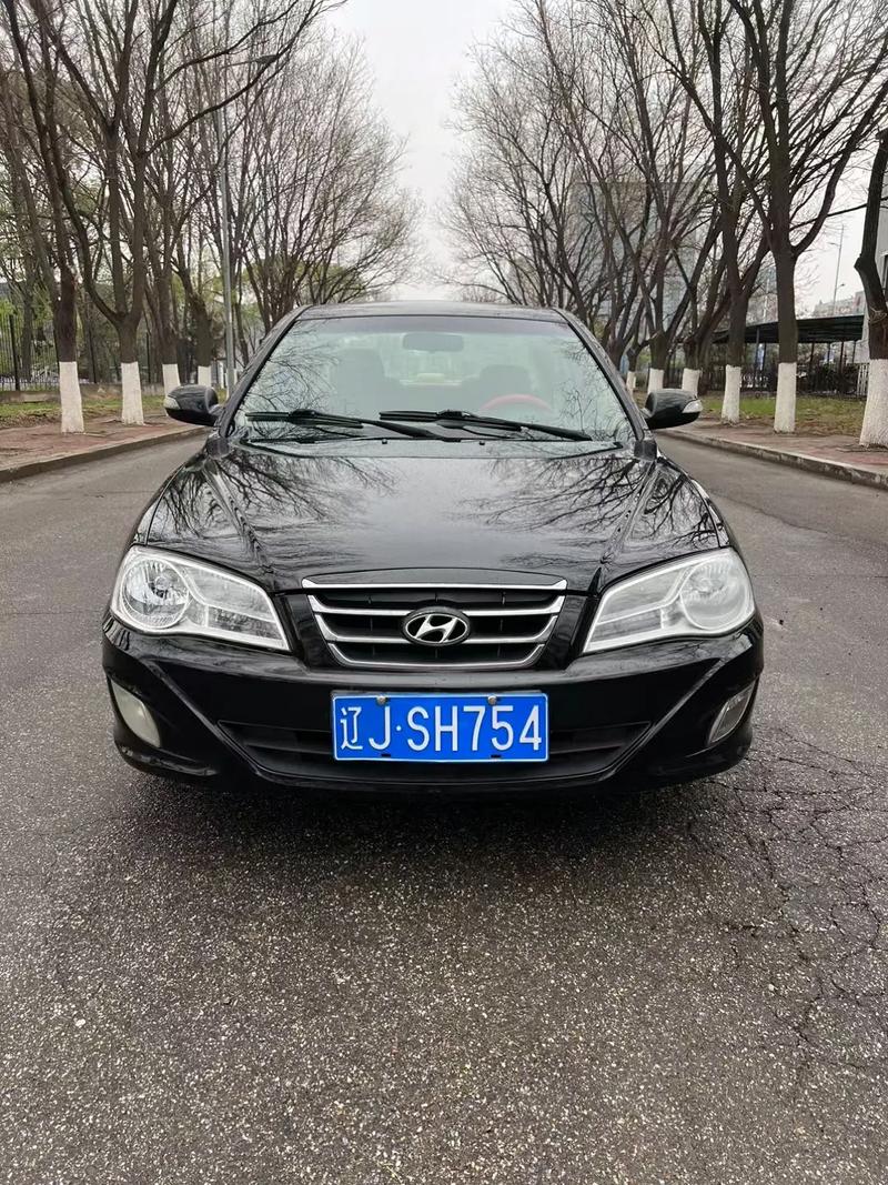 2012年伊兰特二手车多少钱啊 12年的伊兰特车怎么样