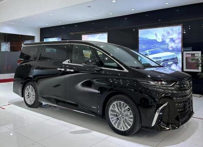 丰田埃尔法报价 丰田威尔法2025款落地价格