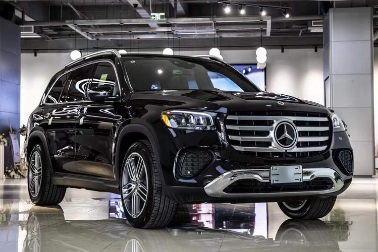 50万左右的奔驰图片(50万左右奔驰suv图片)