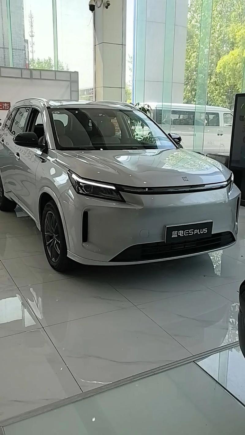 【赛力斯汽车报价,汽车赛力斯价格】